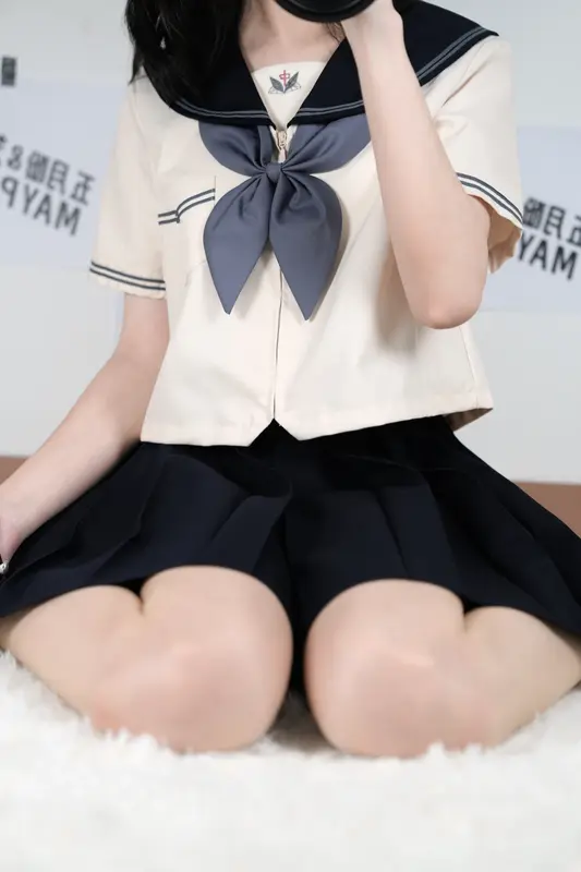 031.芝士好椰 – 涞觅 薄雾与水手服 14
